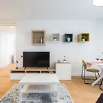 Apartament Luxury Near Promenada, 1br Bucureşti