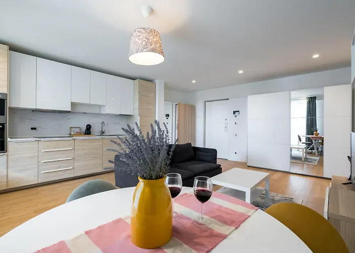 Appartement Luxury Near Promenada, 1br Bucarest