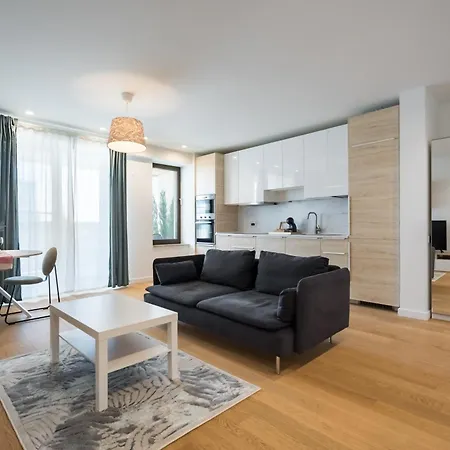 Luxury Near Promenada, 1br