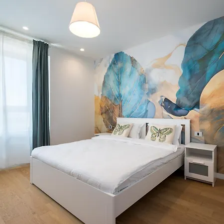 Luxury Near Promenada, 1br Apartamento Bucareste