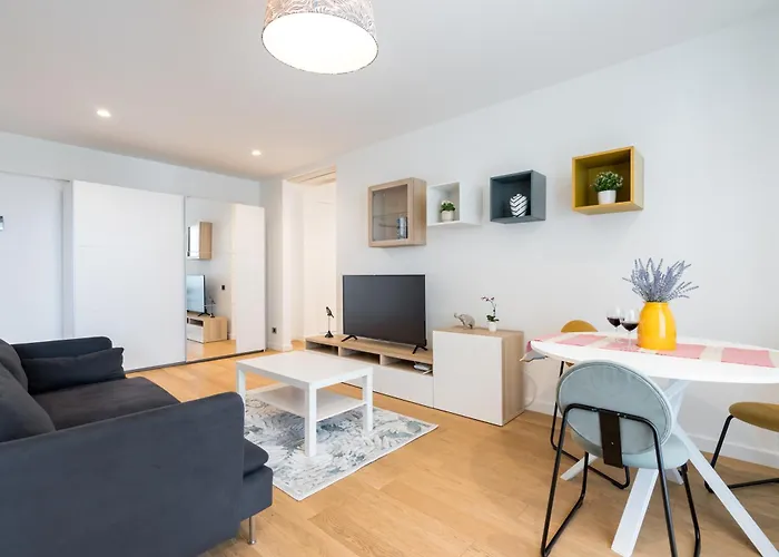 Luxury Near Promenada, 1br * Bucureşti