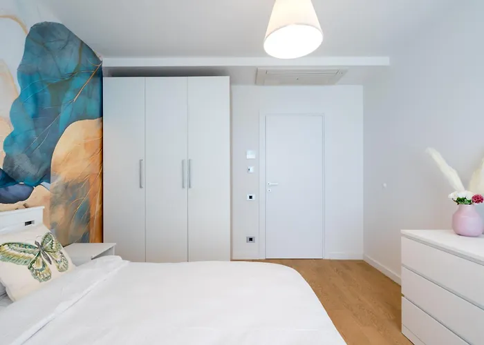 Luxury Near Promenada, 1br Apartament