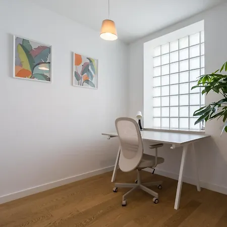 아파트 Luxury Near Promenada, 1br *